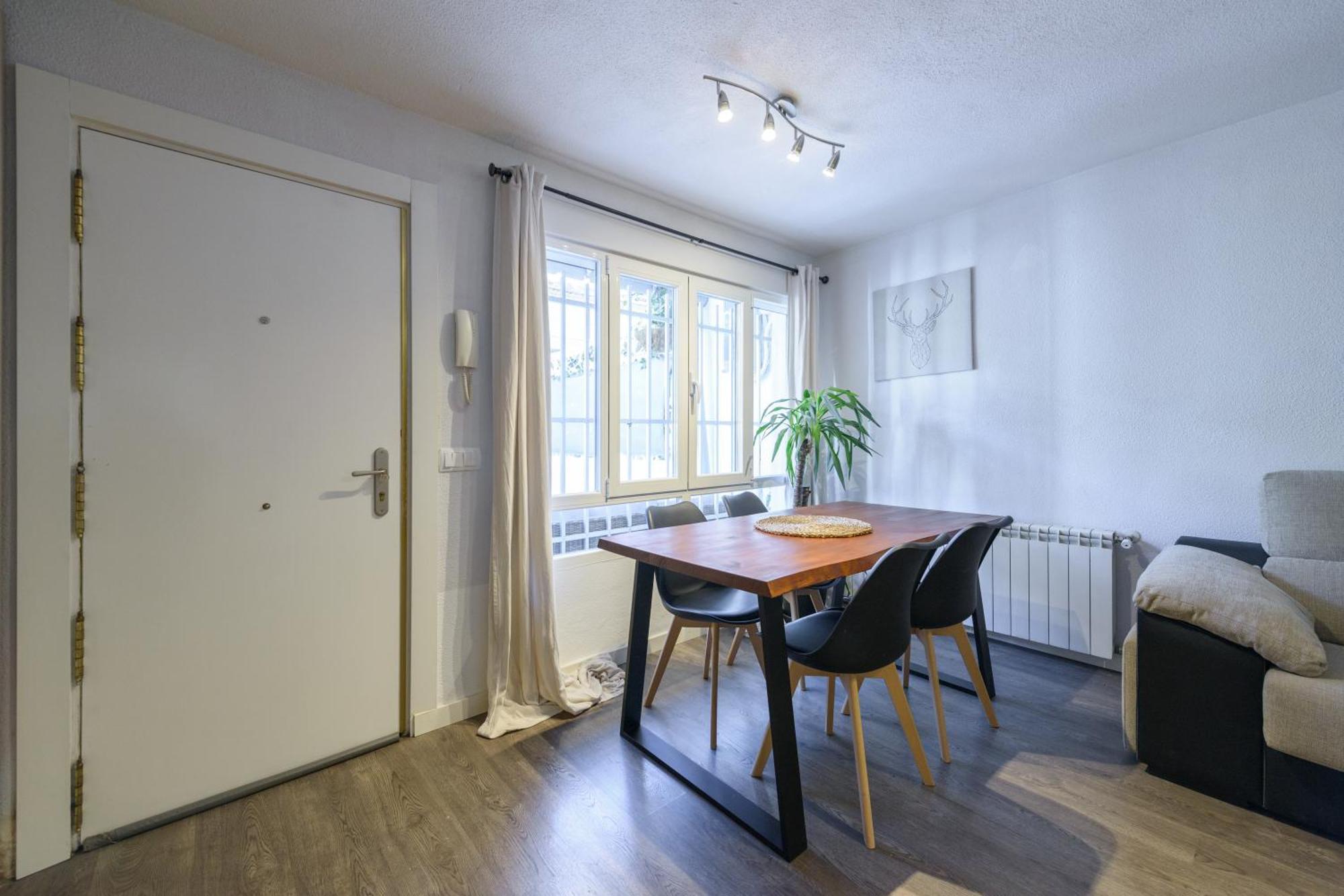 Sabadell Calle, Casa Familiar De 3 Dormitorios Con Terraza Junto Metro Fuencarral Madrid Exteriér fotografie