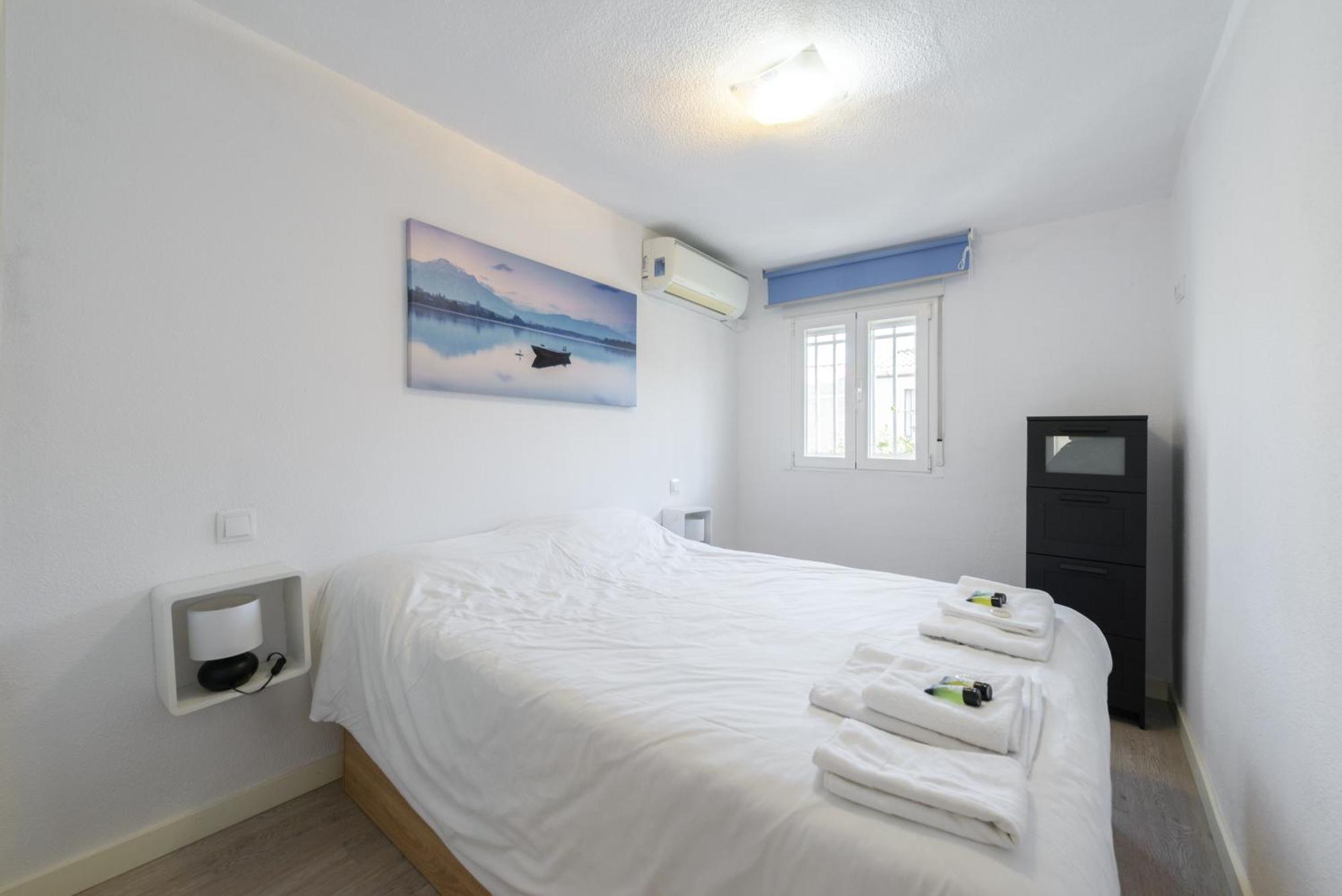 Sabadell Calle, Casa Familiar De 3 Dormitorios Con Terraza Junto Metro Fuencarral Madrid Exteriér fotografie