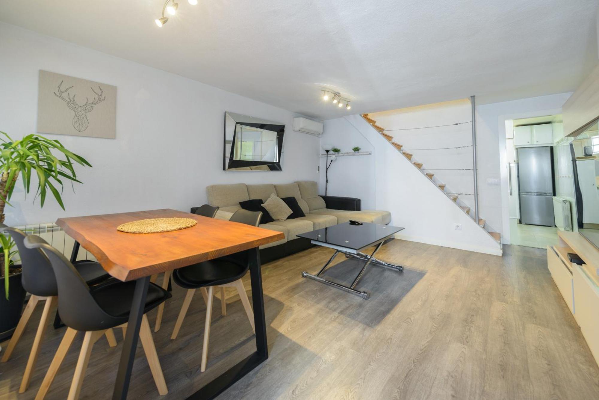 Sabadell Calle, Casa Familiar De 3 Dormitorios Con Terraza Junto Metro Fuencarral Madrid Exteriér fotografie