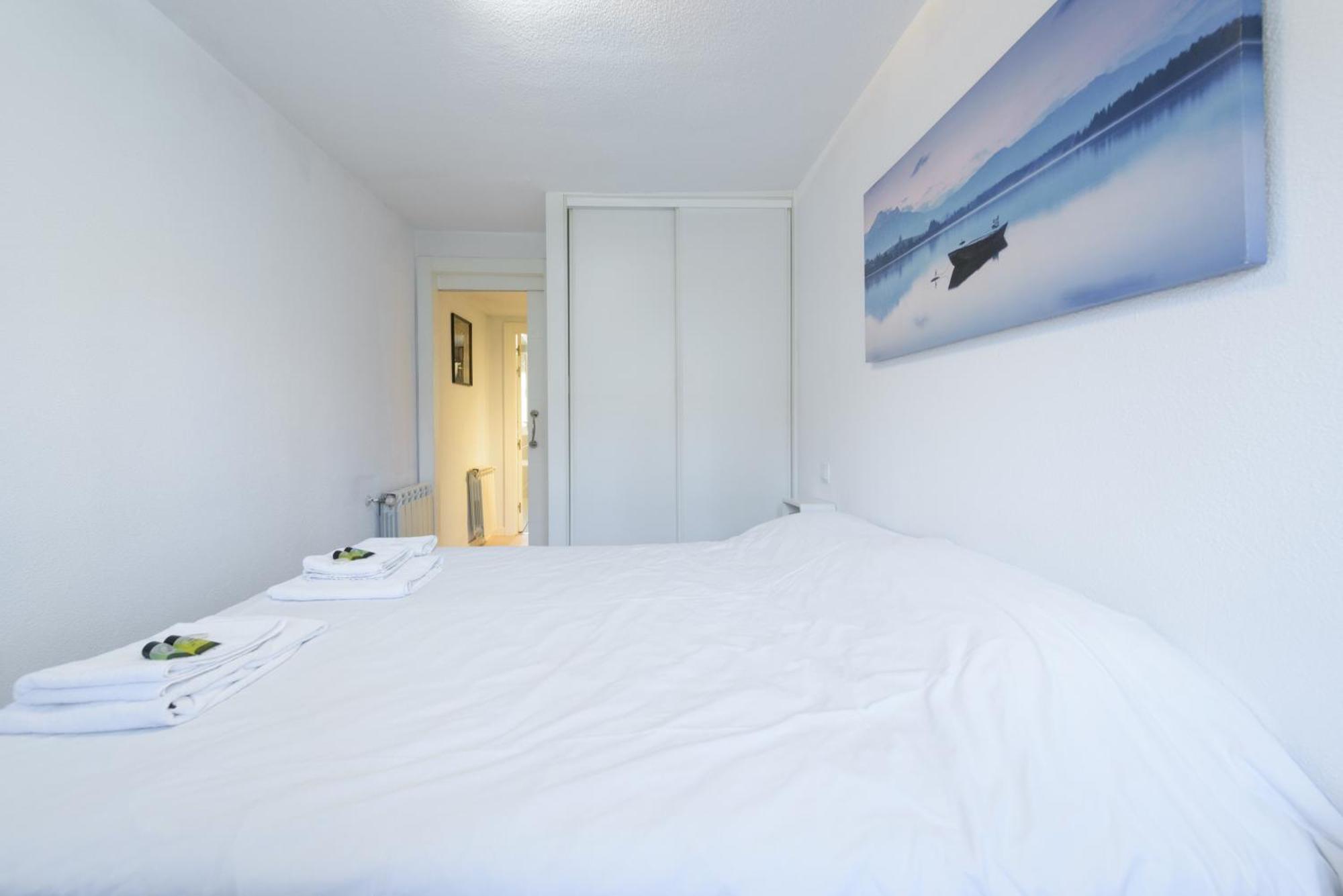 Sabadell Calle, Casa Familiar De 3 Dormitorios Con Terraza Junto Metro Fuencarral Madrid Exteriér fotografie
